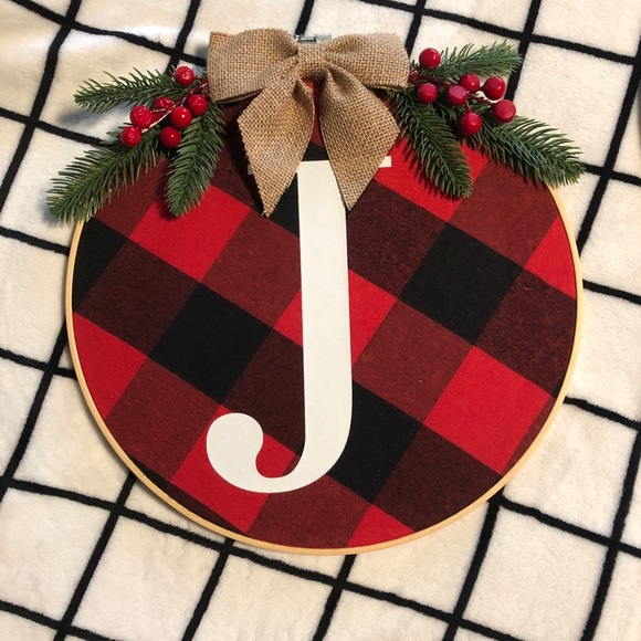 “Joy” Holiday Sign Decor - Picture 4 of 9
